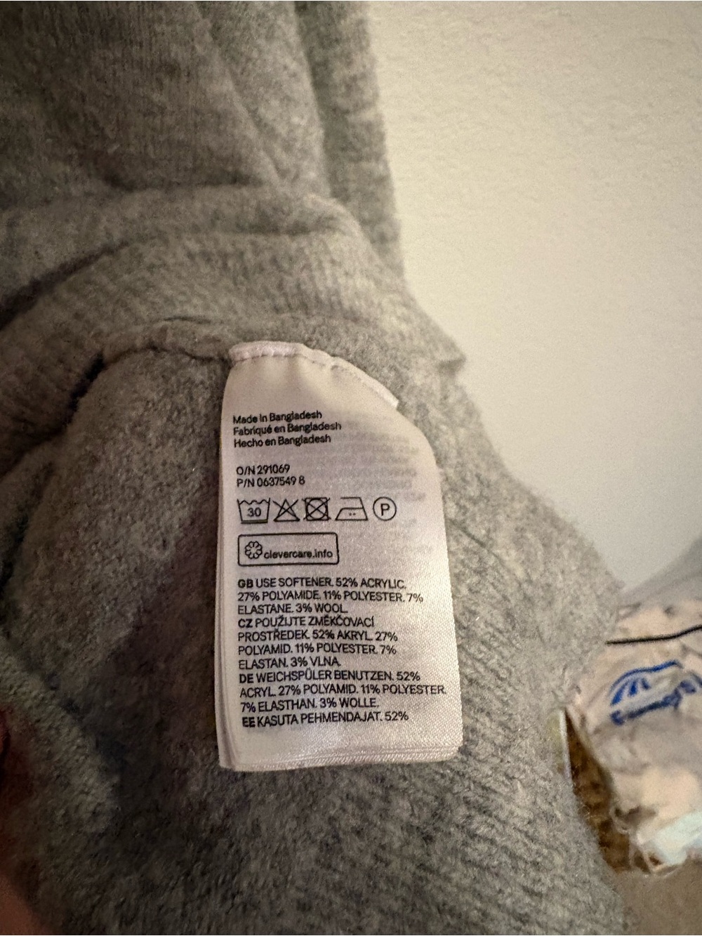H&M Heather Gray Knit Sweater - Soft Cozy Pullover